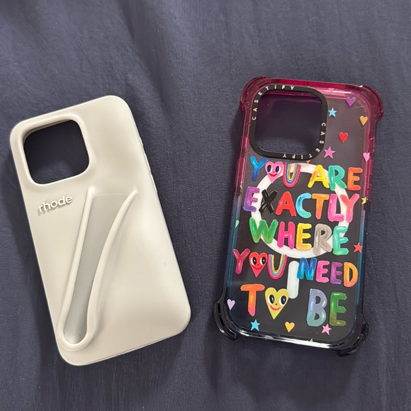 Iphone 15 pro cases great condition.